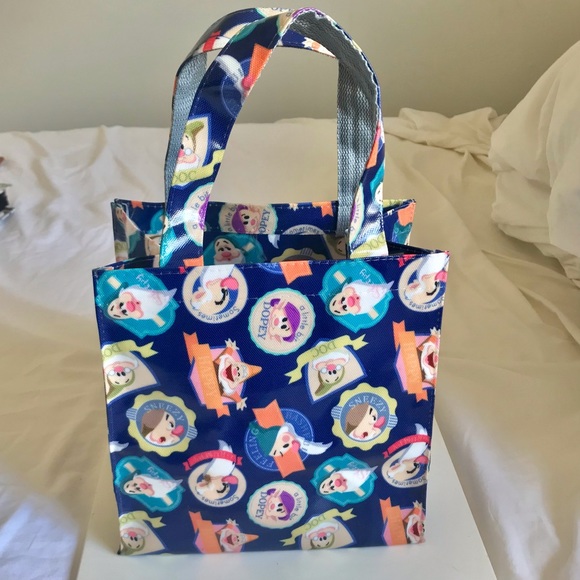 Seven Dwarves Lunch Bag Tote - Picture 6 of 6